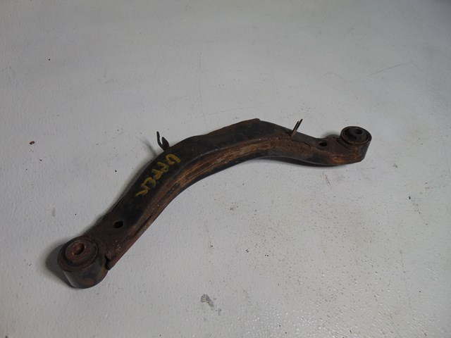 2014 Nissan Juke Nismo RS AWD Rear RH Pass Upper Control Arm
