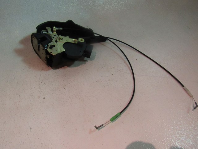 01 02 03  Lexus IS300 LH Driver Rear Door Lock Actuator