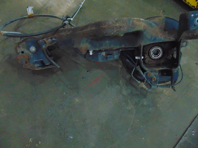 2014 Nissan Juke AWD Rear LH Driver Spindle w/ABS Sensor & Ebrake Cable