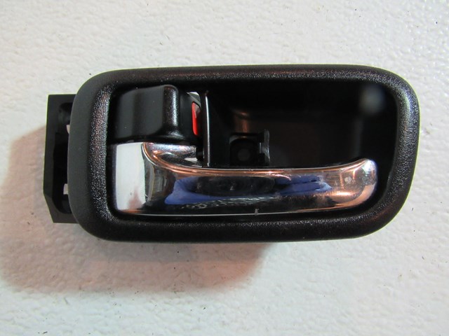 2002 2003 Lexus IS300 LH Rear Interior Door Handle
