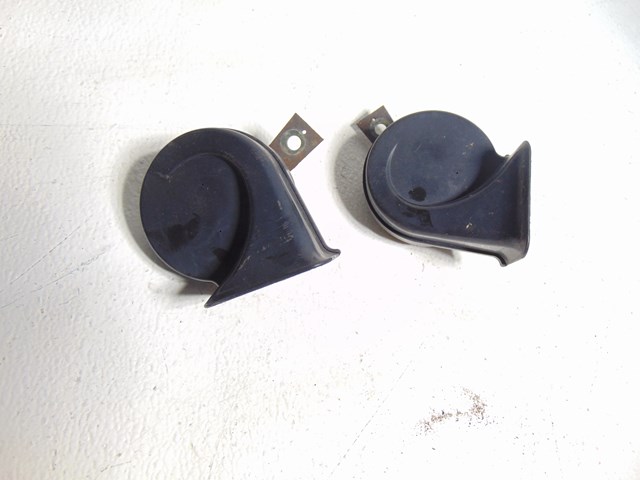 2003 Infiniti M45 Horn Set