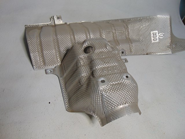 2014 Nissan Juke Exhaust Tunnel  Heat Shield Set