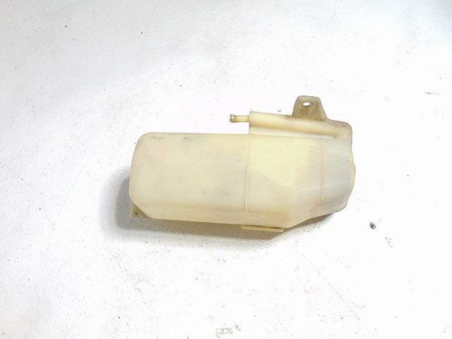 2003 Infiniti M45 Radiator Overflow Bottle