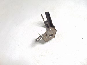 2003 Infiniti M45 Radiator Overflow Bottle Bracket Mount