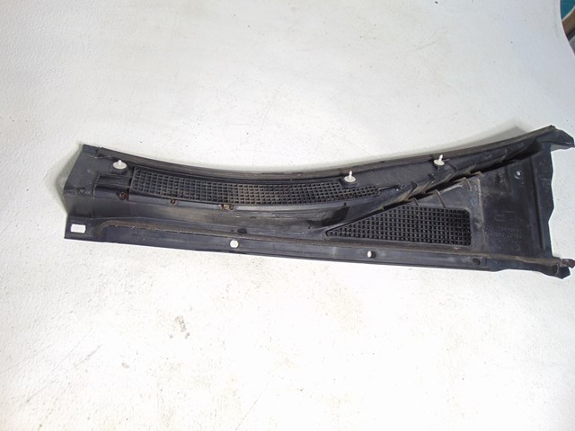 2003 Infiniti M45 RH Passenger Wiper Cowl 66862 CR900