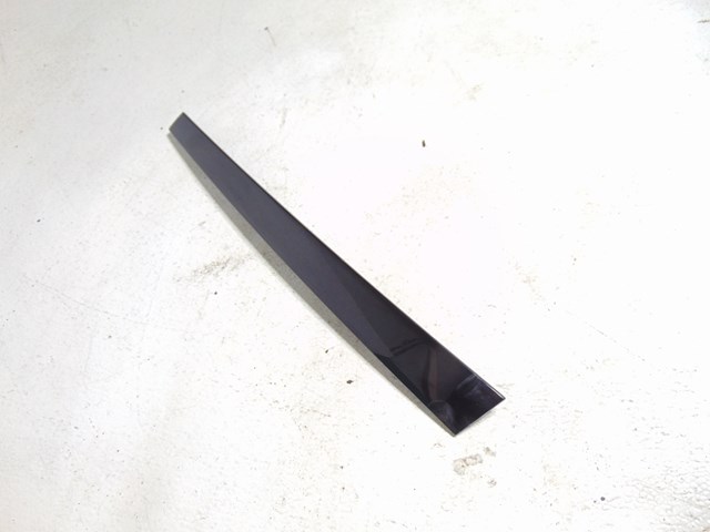 2003 Infiniti M45 RH Passenger Exterior B Pillar Trim 76818 AG000