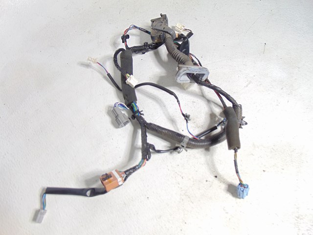 2003 Infiniti M45 Front LH Driver Door Wiring 24125 CR901
