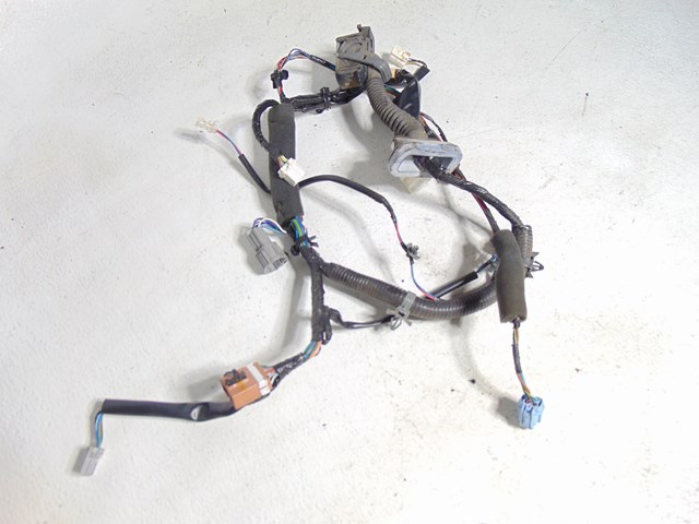 2003 Infiniti M45 Front LH Driver Door Wiring 24125 CR901