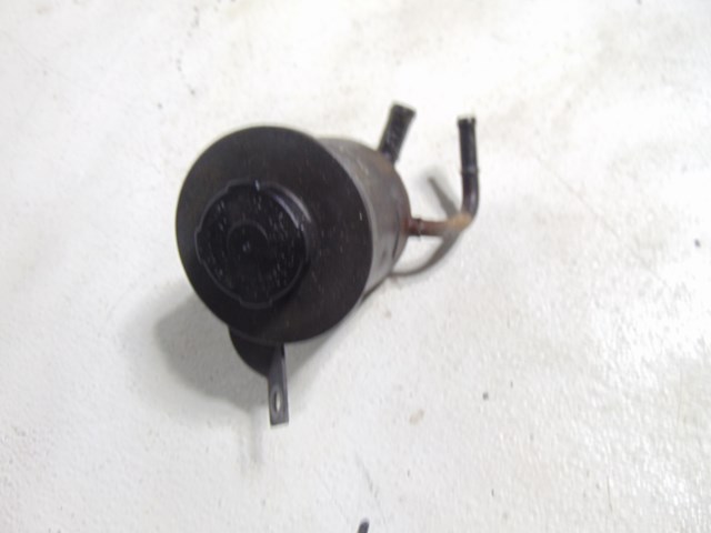 2003 Infiniti M45 LH Driver Power Steering Fluid Reservoir