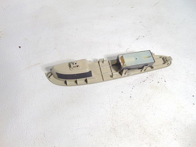 2003 Infiniti M45 Front RH Passenger Door Switch w/Trim 80960 CR000