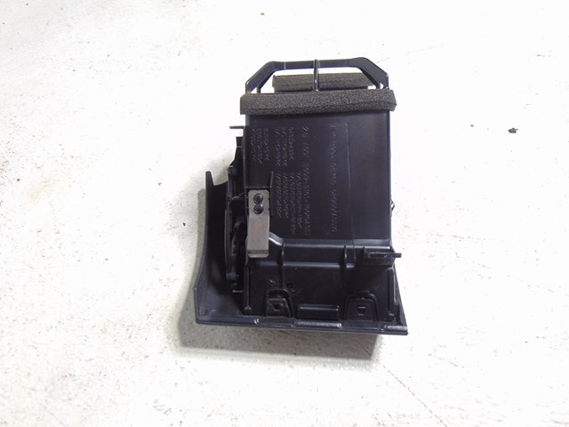 2003 Infiniti M45 RH Passenger Dash Vent 68760 CR000