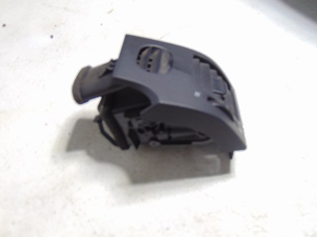 2003 Infiniti M45 LH Driver  Dash Vent 68761 CR900