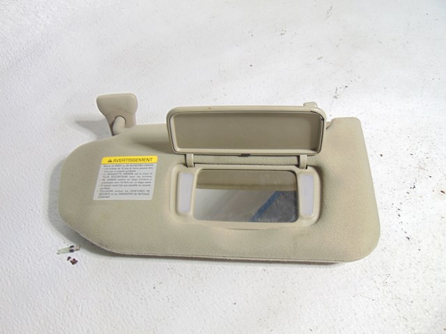 2003 Infiniti M45 LH Driver  Sun Visor