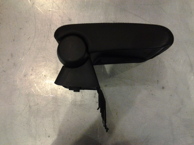 2003 Lexus IS300 Center Arm Rest