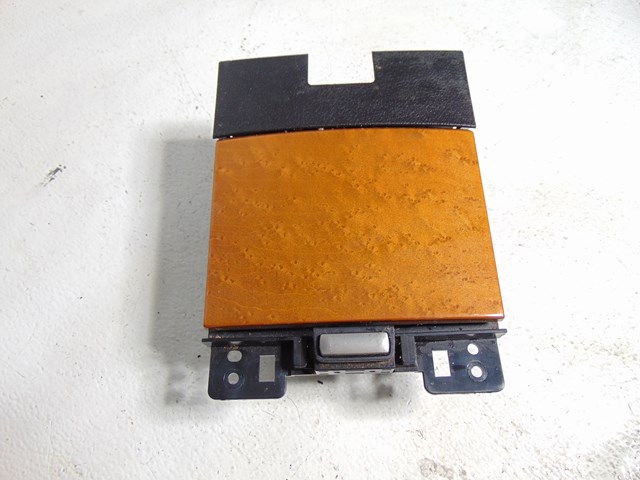 2003 Infiniti M45 Woodgrain Center Console Cup Holder 68430 CR900