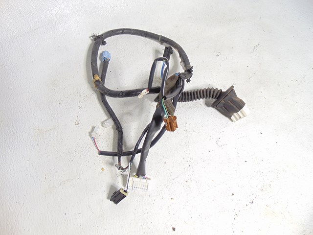 2003 Infiniti M45 Rear RH Passenger Door Wiring 24126 CR900