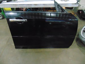 2003 Infiniti M45 Front RH Passenger Door
