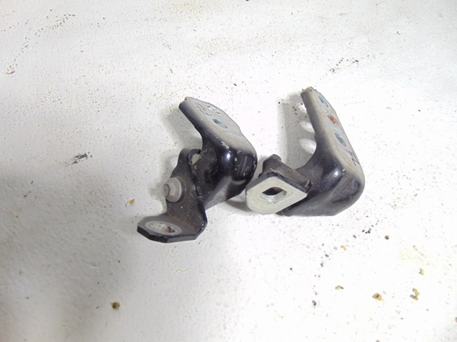 2016 Ford Explorer Front LH Driver  Door Hinge