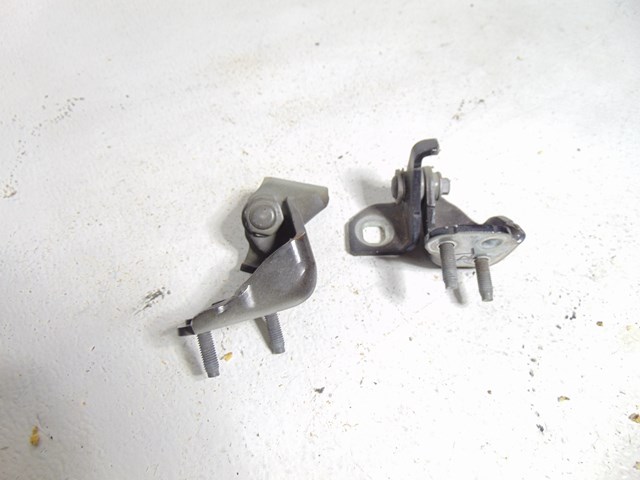 2016 Ford Explorer Rear LH Driver Door Hinges