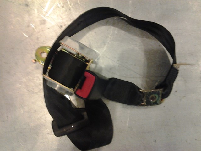 2003 Lexus IS300 Rear Center Seat Belt