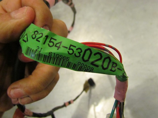 2003 Lexus IS300 Rear LH Drivers Door Wiring 82154-53020b-2