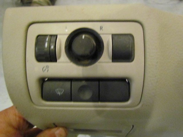 2005 Subaru Legacy GT LH Drivers Knee Bolster With Switches