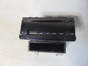 04 05 06 07 08 09  Toyota Prius Radio CD Receiver, Brackets &Cubby 86120-47090