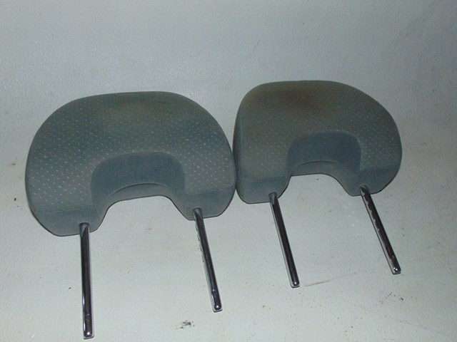 2007 Toyota Prius Front Headrest Set-Light Grey