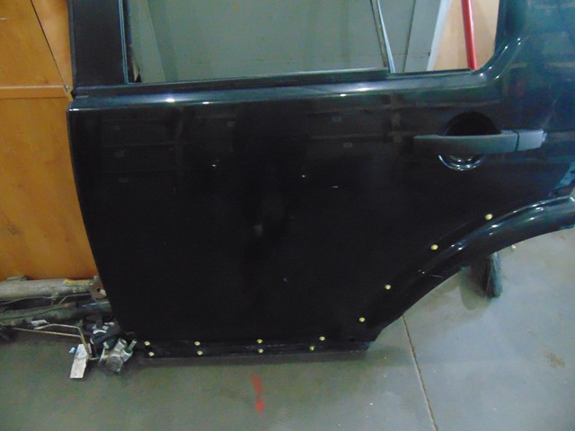 2005 Land Rover LR3 Rear LH Driver Door Shell-Details for shipping