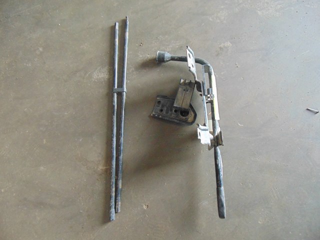 2000 Ford Excursion Tools