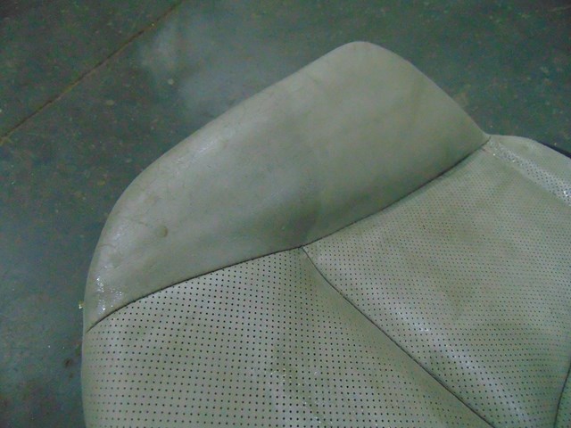 2003 Infiniti M45 Rear Seat Bottom-Stained--Read description