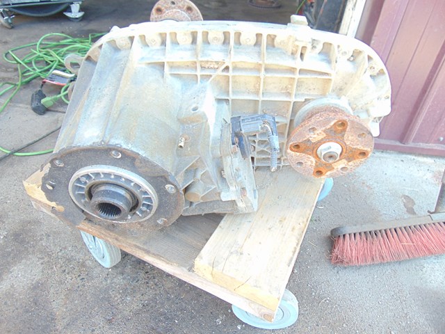 2000 Ford Excursion Rear Differential 