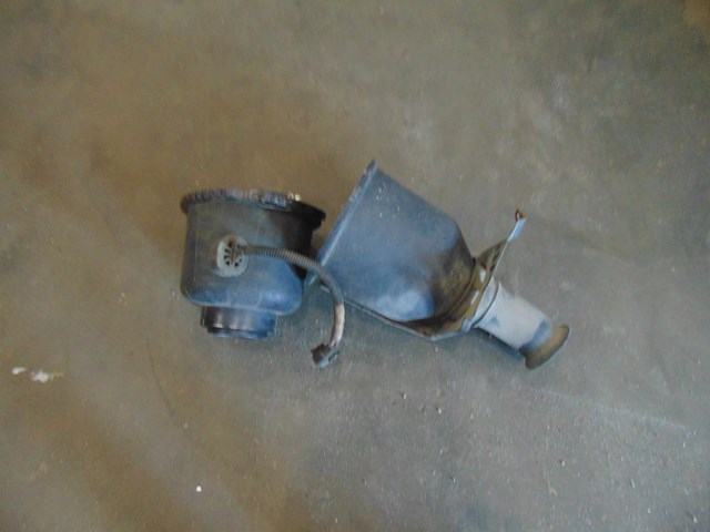 2000 Ford Excursion Air Cleaner Box