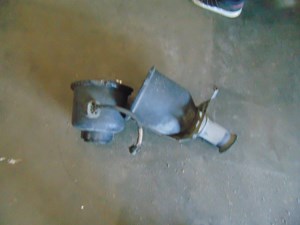 2000 Ford Excursion Air Cleaner Box