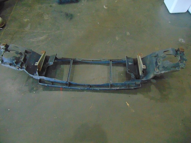 2000 Ford Excursion Radiator Core Support