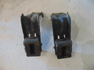 2000 Ford Excursion Radiator Brackets