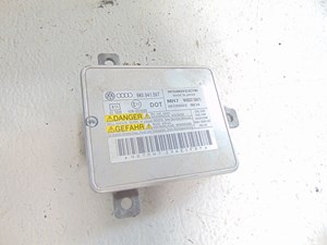 2010 Audi S4  HID Control Headlight Ballast 8K0 941 597