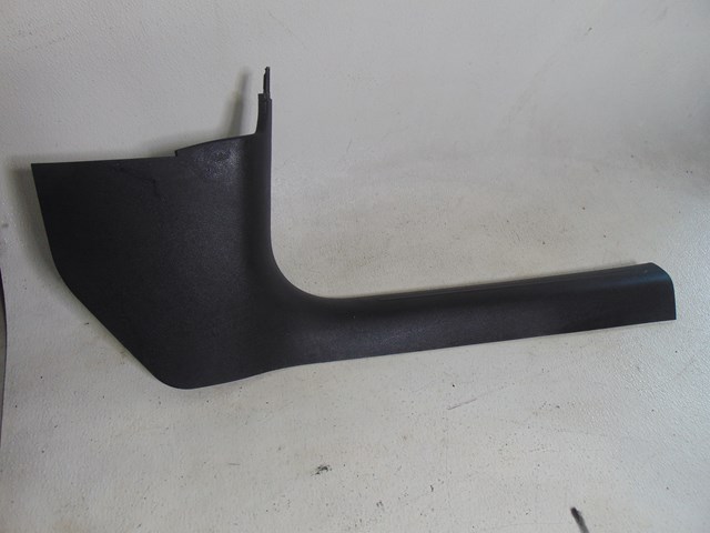 2010 Audi S4 Front RH Pass Door Sill  8K1 867 272