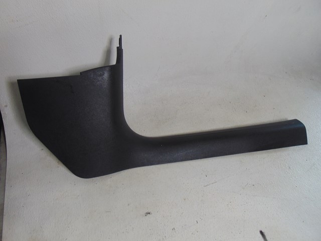 2010 Audi S4 Front RH Pass Door Sill  8K1 867 272