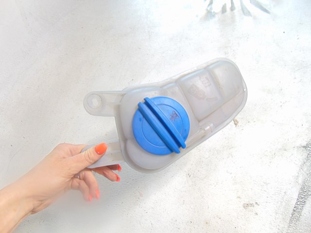 2010 Audi S4 Radiator Overflow Bottle 8K0 121 405F