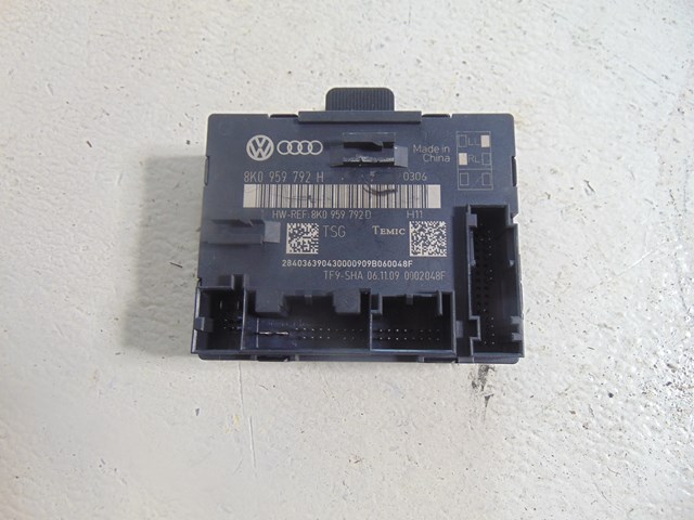 2010 Audi S4 Front RH Pass Door Control Module 8K0 959 792 H