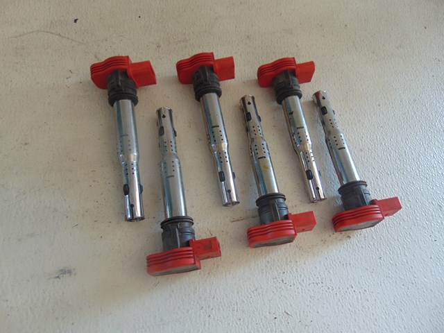 2010 Audi S4 Fuel Injectors Set of 6 06E905115E