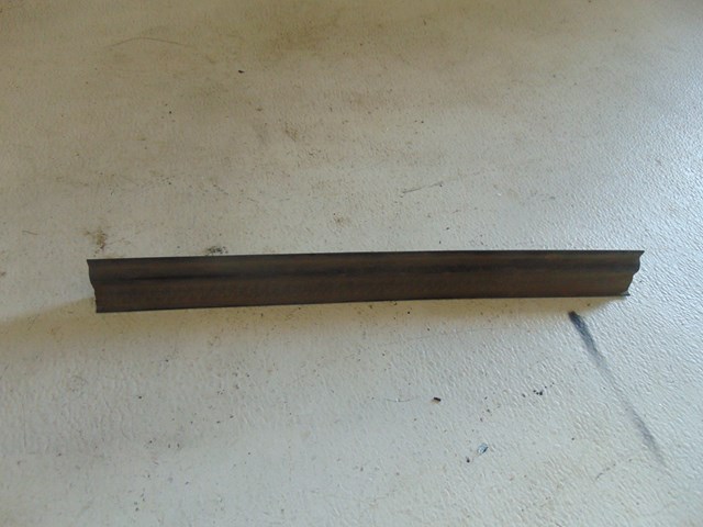 2010 Audi S4 Hood / Radiator Seal OEM