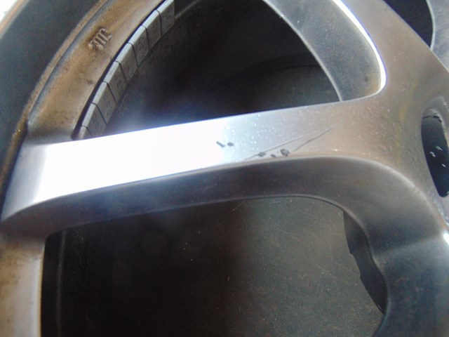 2005 Infiniti G35 Coupe Front 19 x 8 Wheel Rays