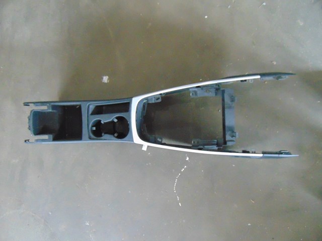 2010 Audi S4 Center Console 8K0 864 981 D