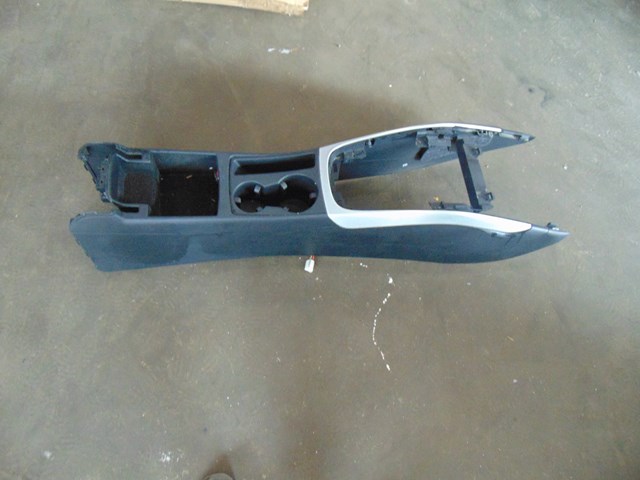 2010 Audi S4 Center Console 8K0 864 981 D