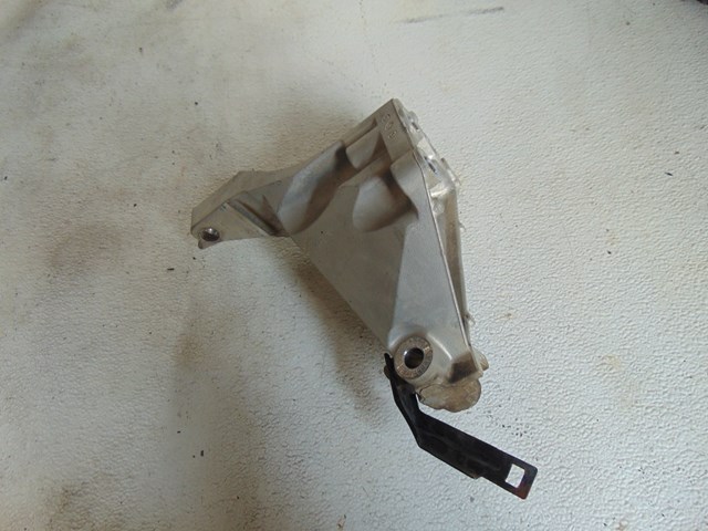 2001 Acura CL Rear Engine Mount Rear Motor Mount