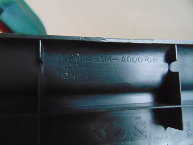 2001 Acura CL Type S RH Passenger Door Sill Kick Plate 84201-S3M-A0000