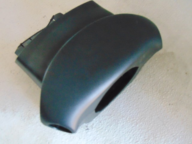 2003 Infiniti M45 Steering Column Trim Bezel