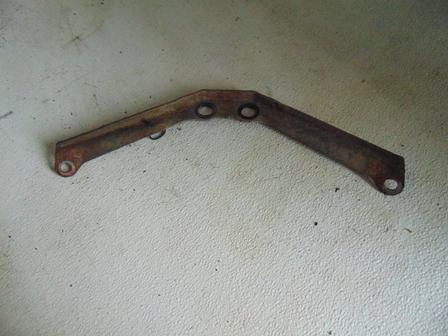 2003 Infiniti M45 Catalytic Converter Brace Bracket